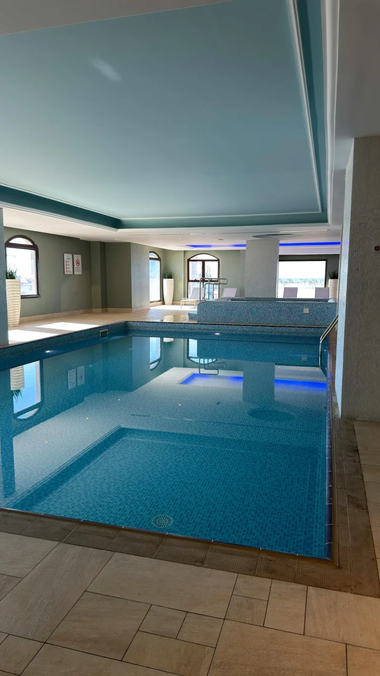 Hotels with Swimming Pools: Best UK Picks by Budget and How to Find One