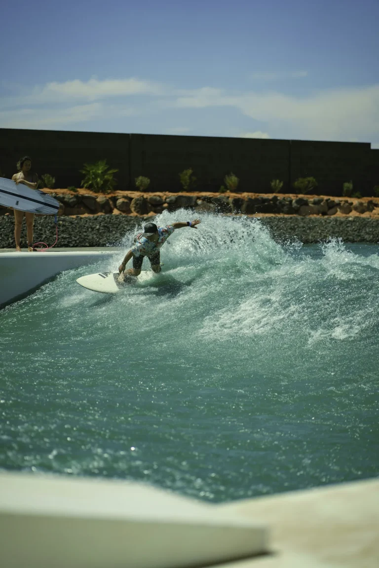 How Do Wave Pools Work? Wave-Generation Technologies Explained